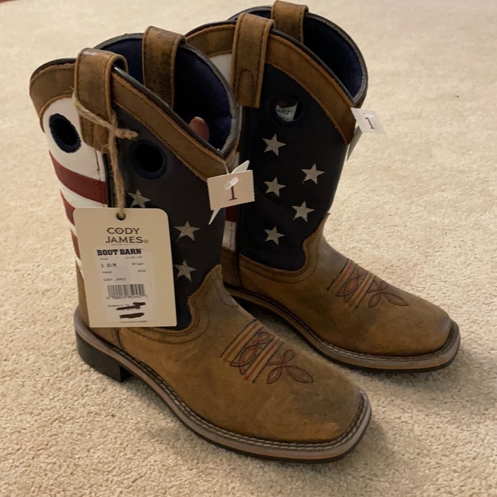 Cody James flag cowboy boots size 1